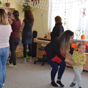 OSLAVA DNE MAMINEK U PEJSKŮ