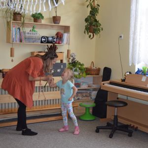 OSLAVA DNE MAMINEK U PEJSKŮ