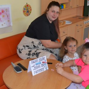 OSLAVA DNE MAMINEK U PEJSKŮ