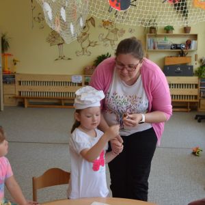 OSLAVA DNE MAMINEK U PEJSKŮ