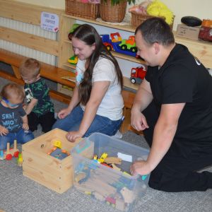 OSLAVA DNE MAMINEK U PEJSKŮ