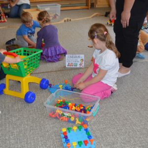 OSLAVA DNE MAMINEK U PEJSKŮ