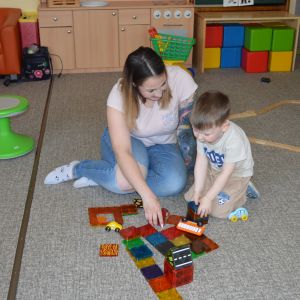 OSLAVA DNE MAMINEK U PEJSKŮ