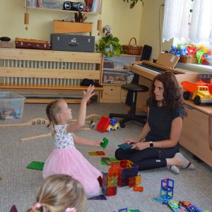 OSLAVA DNE MAMINEK U PEJSKŮ