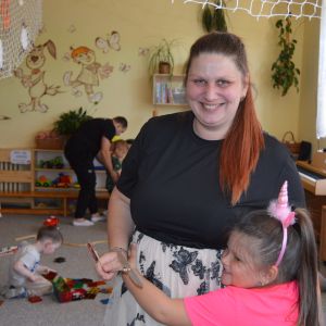 OSLAVA DNE MAMINEK U PEJSKŮ