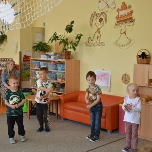 OSLAVA DNE MAMINEK U PEJSKŮ