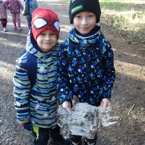 KOČIČKY v podzimním lese