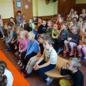 Divadlo v MŠ_Sněhurka, Zlatovláska