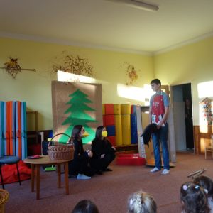 Divadlo v MŠ_Sněhurka, Zlatovláska