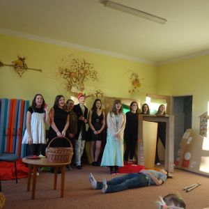 Divadlo v MŠ_Sněhurka, Zlatovláska