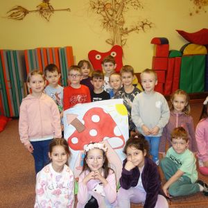 Divadlo_Šmoulové, Medvídek PÚ