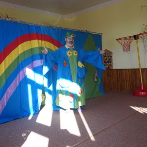 Divadlo s pohádkou,,O třech prasátkách,,