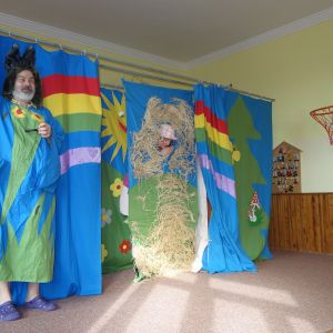 Divadlo s pohádkou,,O třech prasátkách,,