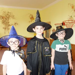 Kočičky_Čarodějnický rej